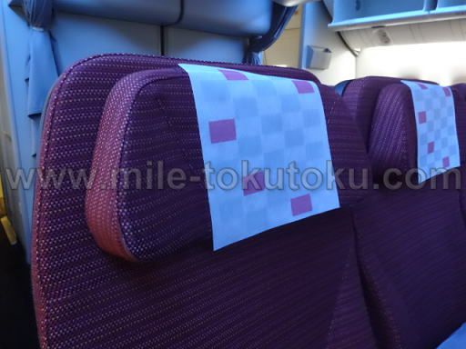 JAL国際線 エコノミークラス 新間隔シート ヘッドレスト
