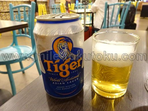 クアラルンプール空港 マレーシア航空ラウンジ 缶ビール