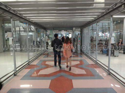 バンコク/スワンナプーム空港 乗り継ぎ 降機