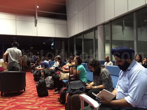クアラルンプール空港 乗り継ぎ ゲート内で待機