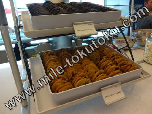 アトランタ空港 デルタ航空ラウンジ クッキー