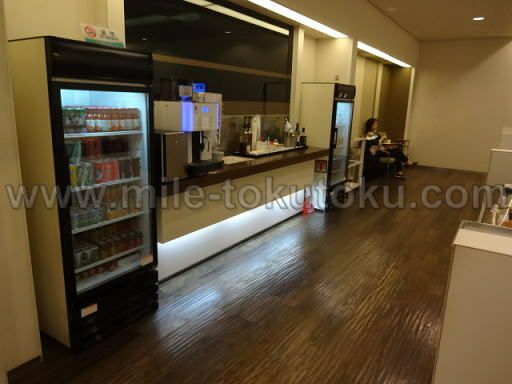 釜山空港 大韓航空ラウンジ 軽食コーナー