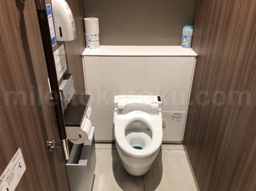 福岡空港 カードラウンジTIME/サウス トイレ