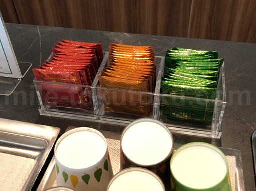 福岡空港 カードラウンジTIME/サウス ティーバッグ