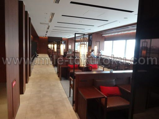 福岡空港 JALサクララウンジ 全体