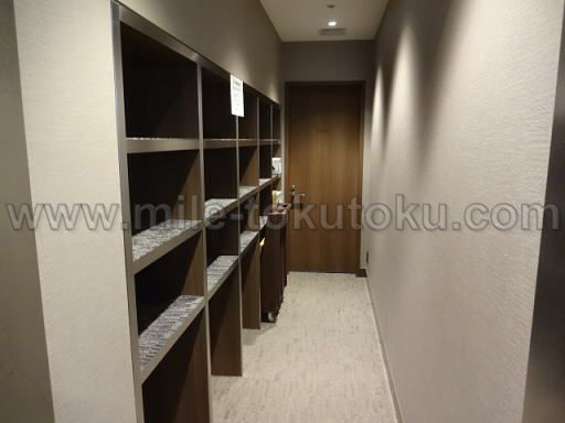 羽田空港 国際線 TIATラウンジ クローク