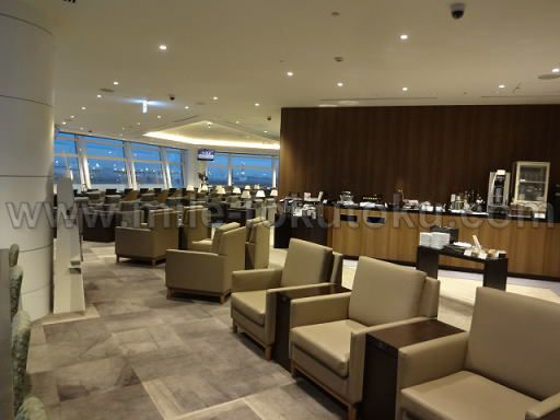 羽田空港 国際線 TIATラウンジ 雰囲気