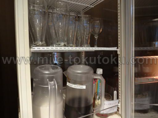 羽田空港 国際線 TIATラウンジ 冷蔵庫