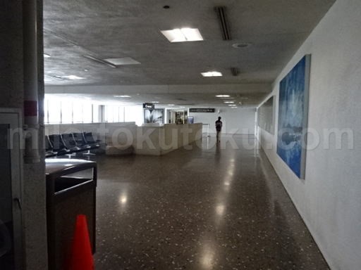 ホノルル空港 ハワイアン航空ラウンジ 3階通路