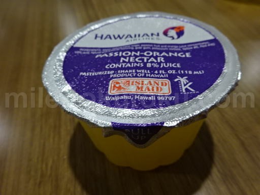 ホノルル空港 ハワイアン航空ラウンジ ジュース