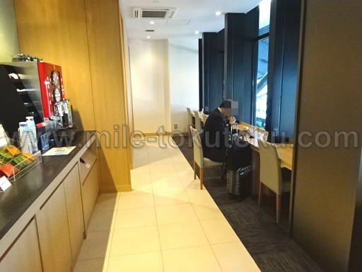 出雲空港 ラウンジ 左側エリア