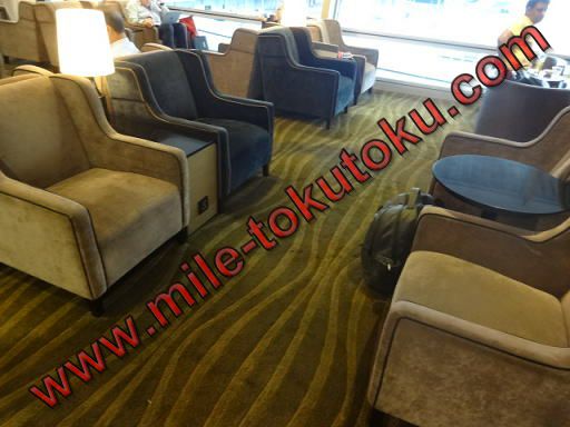 クアラルンプール空港 プラザプレミアムラウンジ ソファー席