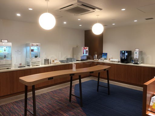 宮崎空港 カードラウンジひなた ドリンクコーナー