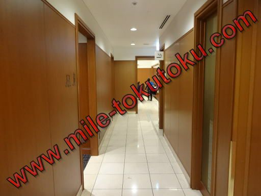 中部国際空港 JALサクララウンジ 廊下