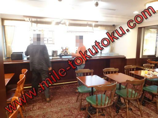 中部国際空港 JALサクララウンジ パブ風の部屋