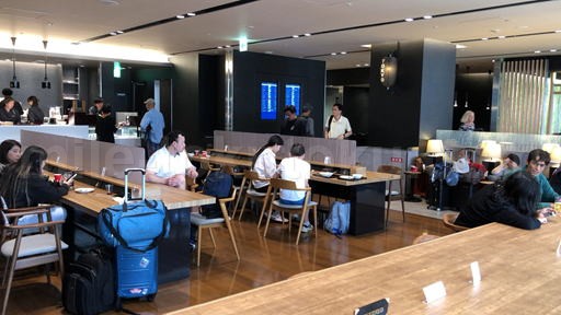 成田 第1 プライオリティパスラウンジNOA 雰囲気