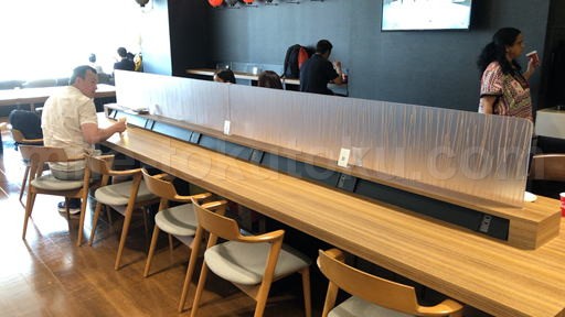 成田 第1 プライオリティパスラウンジNOA テーブル