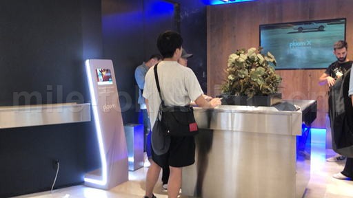 成田 第1 プライオリティパスラウンジNOA 喫煙室