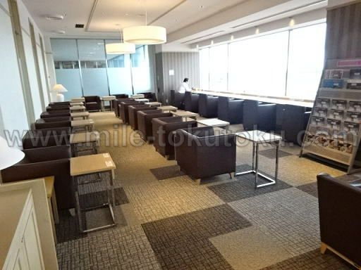 新潟空港 エアリウムラウンジ 左側の雰囲気