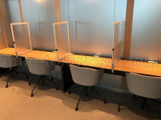 大分空港 ラウンジ ビジネスデスク