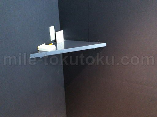 大分空港 ラウンジ 通話ブースの中