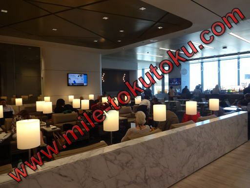 サンフランシスコ空港 第3 ユナイテッド航空ラウンジ 全体の雰囲気