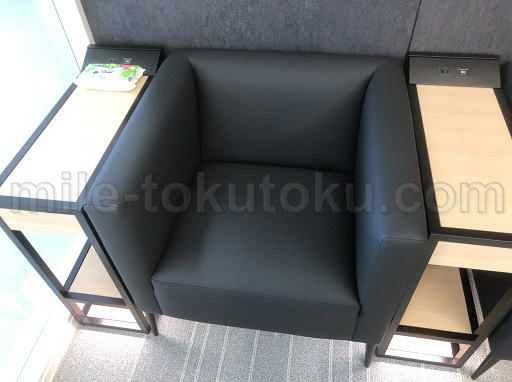 庄内空港 ラウンジ ソファー席