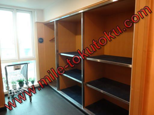 台北/桃園空港 JALラウンジ 荷物置き場