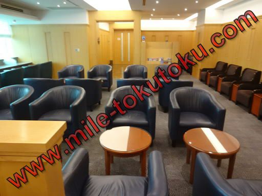 台北/桃園空港 JALラウンジ 奥のリラックスエリア