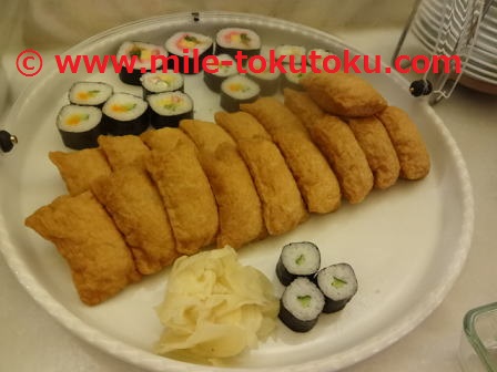 成田空港 チャイナエアラインのラウンジにある食事