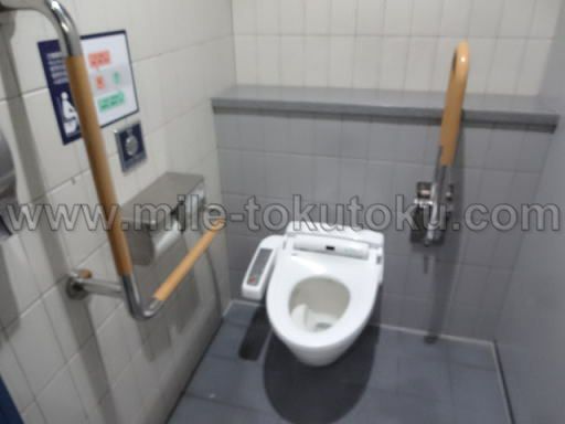 中部国際空港 プレミアムラウンジ・セントレア ウォシュレット便座