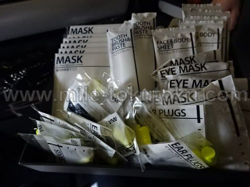 ANA国際線 プレミアムエコノミー アメニティセット