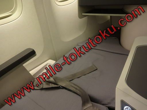 中国国際航空 ビジネスクラス フルフラット