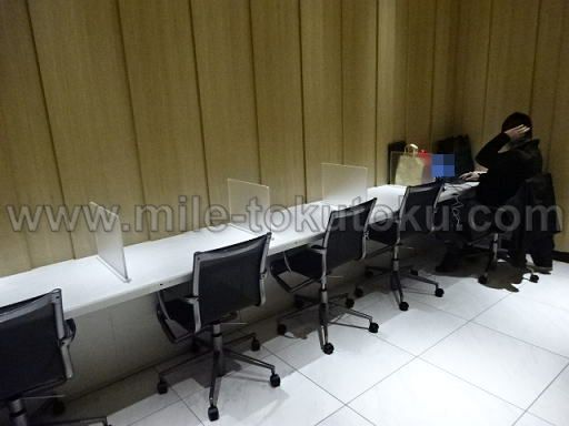 伊丹空港 ANAラウンジ ビジネスデスク