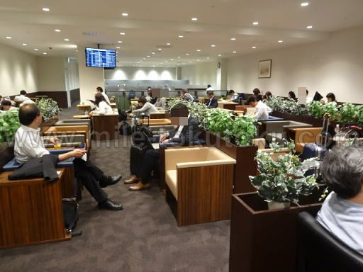 福岡空港 くつろぎのラウンジTIME 様子