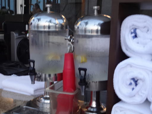 �}���[�i�x�C�T���Y �v�[�� �����̐�