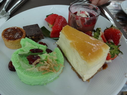 �}���[�i�x�C�T���Y �����`�r���b�t�F �P�[�L