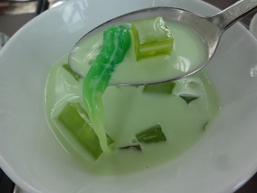 �}���[�i�x�C�T���Y �����`�r���b�t�F �f�U�[�g