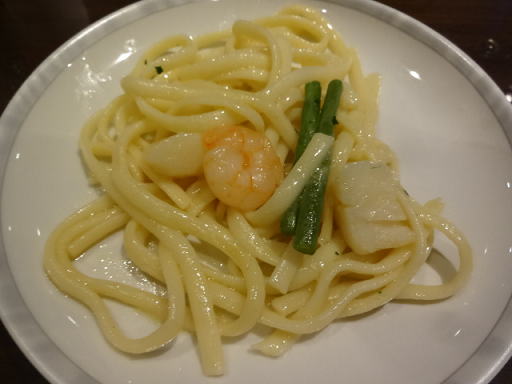 シンガポール空港 シルバークリスラウンジ パスタ