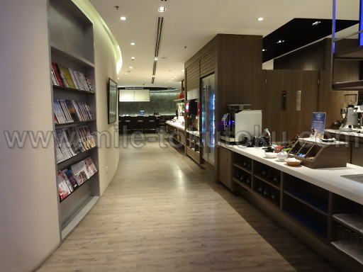 シンガポール空港 第1 dnataラウンジ 左側