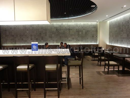 シンガポール空港 第1 dnataラウンジ ダイニングエリア