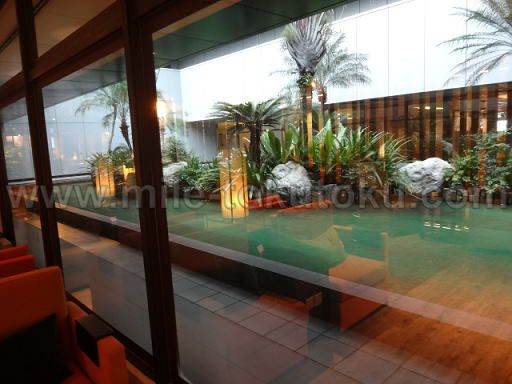 シンガポール空港 第1 dnataラウンジ ガーデン