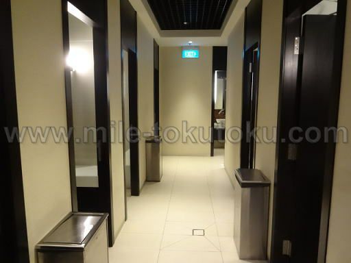 シンガポール空港 第1 dnataラウンジ シャワー