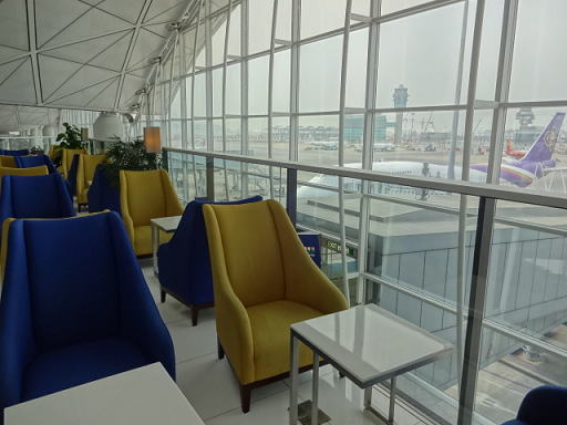 ���`��` �^�C�q�󃉃E���W �����̌i�F