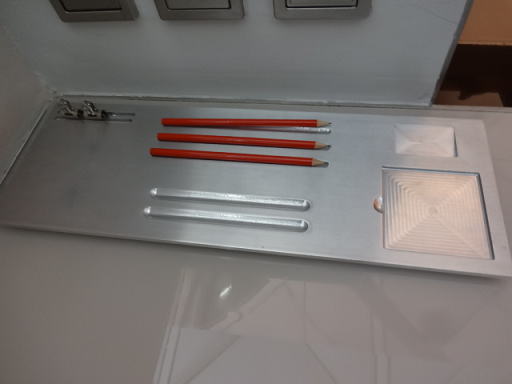 ���`��` ���@�[�W���q�󃉃E���W �X�e�[�V���i���[