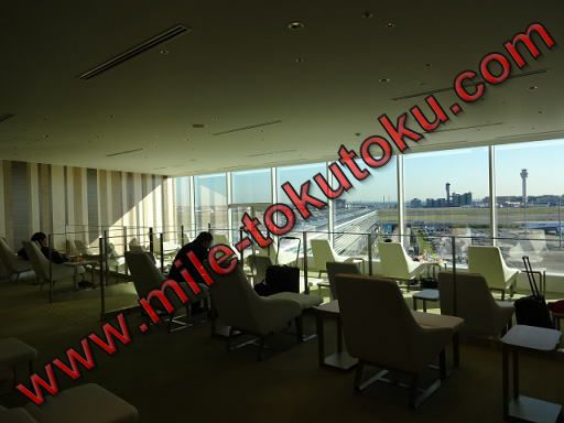 羽田空港 JALサクララウンジ・スカイビューエリア