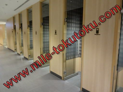 羽田空港 サクララウンジ/スカイビュー 通話ブース