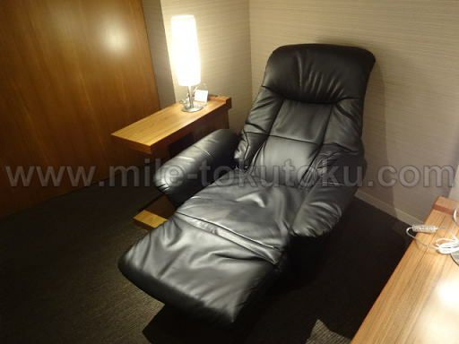 広島空港 カードラウンジ「もみじ」 リクライニングシート