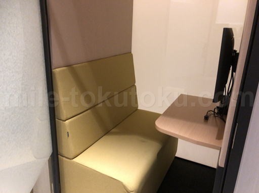 広島空港カードラウンジ Yamanami Villa 防音室の中