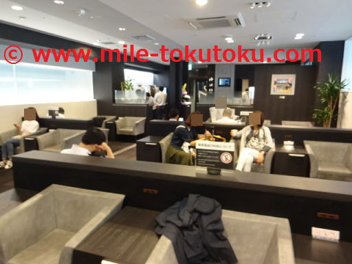神戸空港 ラウンジ 中の雰囲気